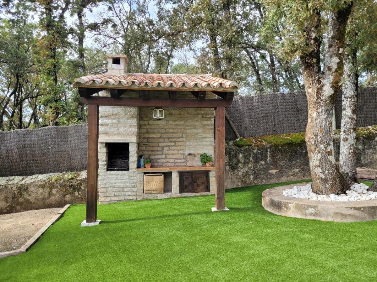 El Robledal - Miraflores De La Sierra Luaran gambar