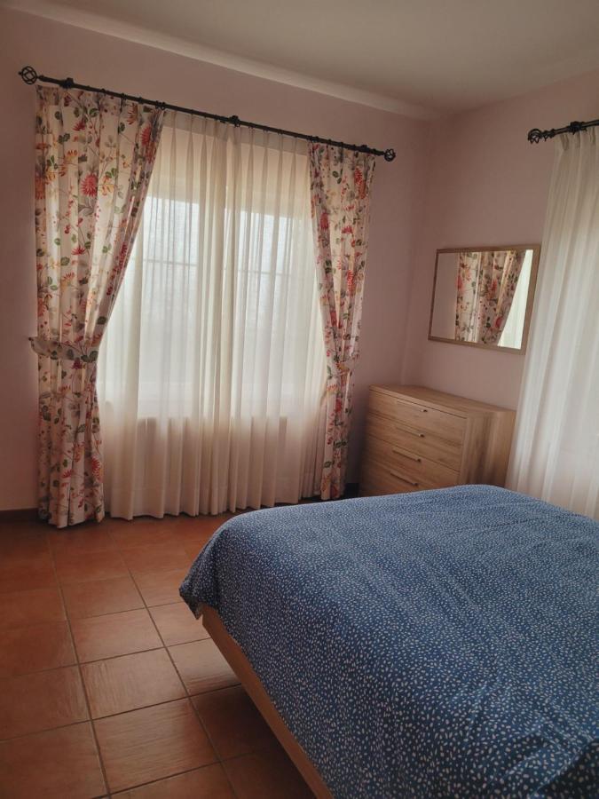 El Robledal - Miraflores De La Sierra Luaran gambar
